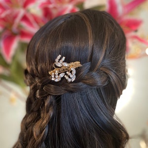 Flower Hair Comb, Floral Hair Accessory, Crystal Hair Piece, Vintage Hair Comb, Bridal Hair Comb, Floral Hair Comb, Wedding Hair Comb