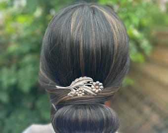 Vintage Style Hair Comb-Silver Tone Floral Spray- Bridal / Wedding Hair Accessories