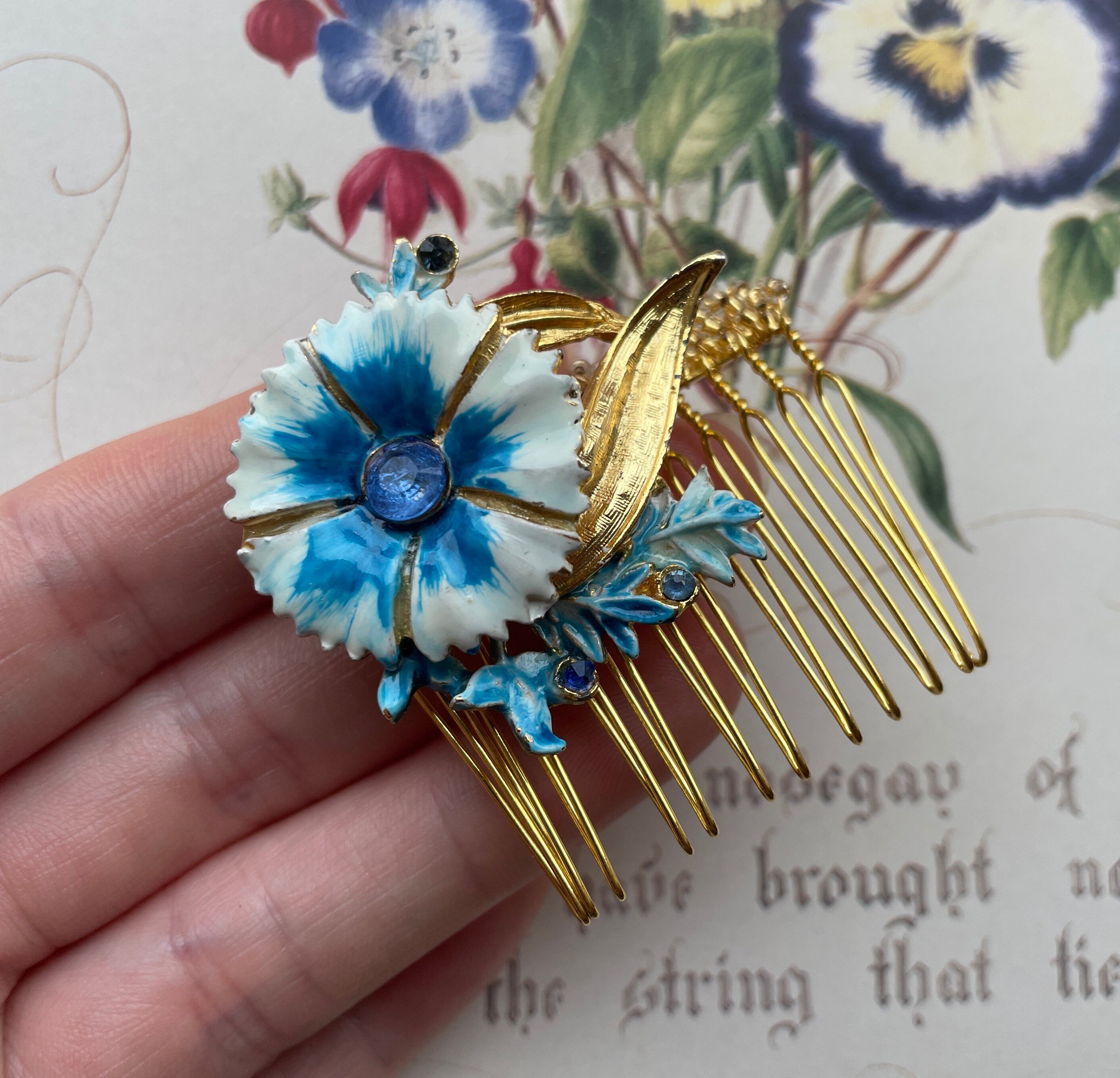 Vintage Blue Floral Hair Comb: 1950s Enamel Flower, Gold 