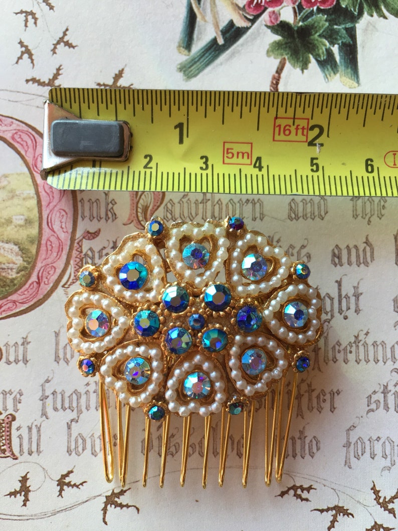 Vintage Bridal Wedding Hair Accessories,Made In UK Bridesmaid Prom Hair Comb Vintage Faux Pearl Hair Comb- Pearl Heart Design Hair Comb