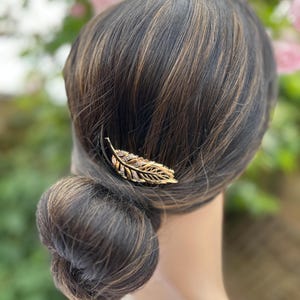 Vintage Hair Comb, Gold Leaf Wedding Hair Accessory, Fall Bridal Hair Accessories, Autumn Wedding Head Piece, Leaf Hair Comb, Upcyled Comb