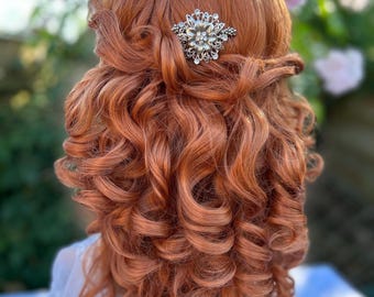 Vintage Flower Hair Comb, Upcycled Bridal Hair Accessory