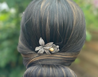 Vintage Floral Marcasite Bridal Hair Comb, Simulated Pearl & Sterling Silver, Upcycled