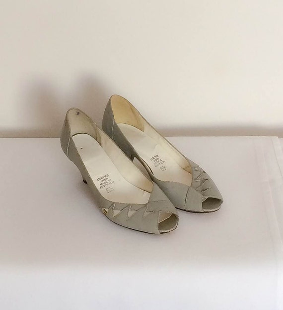 light grey kitten heels