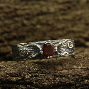 Tree bark silver ring with Garnet, Unique garnet ring, Rustic engagement ring, Wild nature ring, Womens mens silver band, 6mm tree bark ring