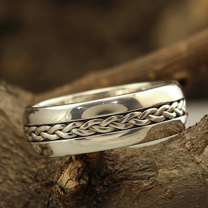 Braided wedding band in sterling silver, Unusual ring in antique style,Women's wicker wedding band, Men's twist ring, 7mm wedding band