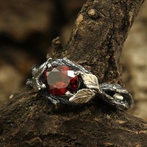 Leaf on the branch engagement garnet ring, Unique women&#39;s garnet ring, Leaves ring, Forest engagement ring, Oval cut ring, Sterling silver