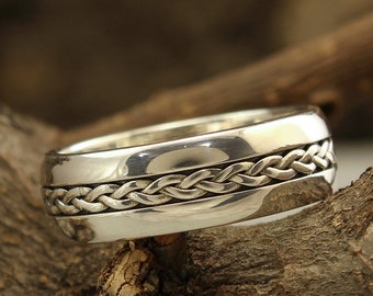 Braided wedding band in sterling silver, Unusual ring in antique style,Women's wicker wedding band, Men's twist ring, 7mm wedding band