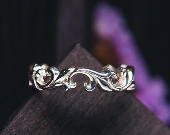 Delicate Scrollwork Ring Vintage Style - Detailed Filigree Ring for Her - Vine Everyday Ring Sterling Silver - Small Ring Inspired by Nature