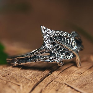 Unique Tree Branch and Leaf Ring Forest Nature Inspired with Multiple White Stones Cubic Zirconia Simulated Diamonds Unique Floral Twig Ring