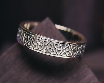 Trinity Knot Ring Celtic Design - Triquetra Silver Ring - Mens Cool Everyday Ring - Celtic Oxidized Jewelry for Women - Scandinavian Gifts