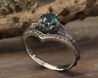 Anello V in argento foresta con magico quarzo verde e scintillanti pietre CZ, anello di fidanzamento Chevron ispirato alla natura per lei, anello portafortuna di aprile