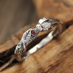 Ladybug on Tree Bark Unique Silver Ring, Beetle & Small exquisite Natural Garnet with beautiful Leaf Ring, Animal theme Twig Engagement Ring