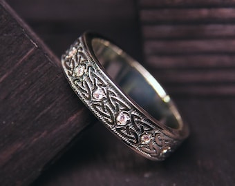 Elegant Celtic Ring with Shiny Rose Gems for Her - Women Antique Ring - Silver Gemstone Ring Celtic Style - Unique Mawmaw Gifts