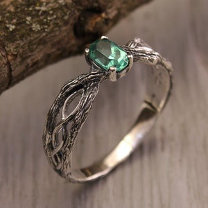 Delicate Green Quartz and Twisted Twig Ring, Dainty Infinity Branch Engagement Ring, Unique Silver Wedding ring, Sister Birthday Gift