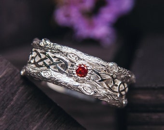 Shiny Celtic Ring with Unique Natural Garnet - Nature Inspired Gemstone Ring - Infinity Knot Celtic Promise Ring - Silver Jewelry Gift