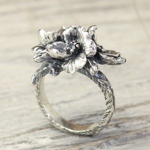 Three Flowers Catchy Cocktail Ring with Multi Gemstones in Solid Silver, Bright Floral Statement Ring with Natural Topaz, Peridot & Amethyst