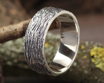 Durable Mens Silver Ring & textured in Wood Wedding band, Handmade Wide Silver Ring for Him, Solid Forest Nature Tree Ring, Gift for Husband