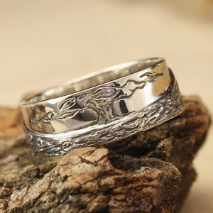 Mountain Silver Wedding ring, Family Tree band for Him, Statement chunky ring, Nature anniversary Gift, Man&#39;s wood ring