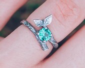 Emerald Leaf Engagement ring, Forest Silver ring for everyday, Engagement Twig ring for Her, Dainty Plant ring