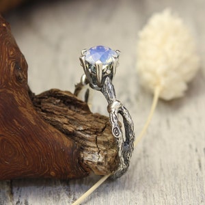 Moonstone Engagement Twig Ring for Her, Art deco Silver Ring, 7mm Round Moonstone Ring for Women, Unique Gift for Wife