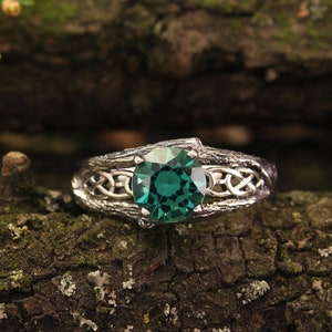 Green Quartz & Celtic pattern Silver Ring, Braided Twig Engagement Ring with Tree bark, Unique Design Ring for Women