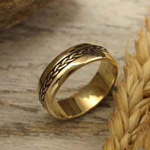 Modern wicker wedding band, Man&#39;s vintage style band, Woman&#39;s twisted band, 7mm braided wedding ring, 14k gold band, Unique anniversary band