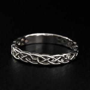 Celtic pattern wedding ring, Celtic silver engagement ring, Women celtic ring, Men celtic ring, Unique wedding band, Keltic wedding band