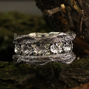 Tree bark and oak leaves mens heavy band, Unique oak tree bark silver band, Mens branch wedding ring, Mens tree bark ring, Large silver ring