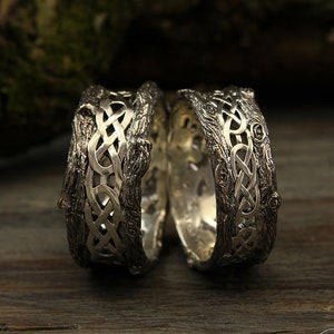 Alianças de casamento em formato de árvore para ele e para ela com padrão celta, Conjunto de alianças celtas para ele e para ela, Conjunto de alianças celtas em formato de árvore, Alianças de prata, Alianças combinando