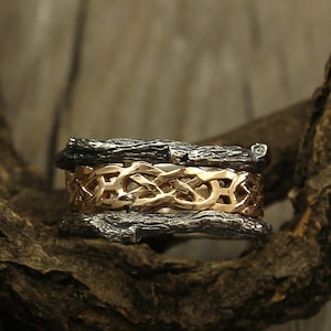 Celtic knot and tree bark men's wedding band in mixed metals, Men's celtic wedding band, Celtic band in vintage style, Unique men's band
