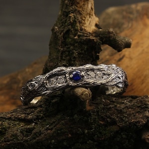 Unusual tree bark sapphire wedding band, Tree bark and knots silver band, Tree wedding ring, Sapphire wedding band, Unique tree silver ring