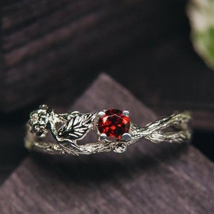 Garnet Silver Dainty Ring with Leaves and Tiny Flower for Women, Red Gemstone Ring Inspired by Nature, Personalized Gift for Girlfriend