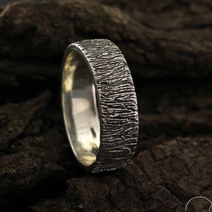 Rustic style wedding band, Tree bark ring, Silver tree wedding ring, Nature silver ring, Silver band, Men's wedding band, Women wedding ring