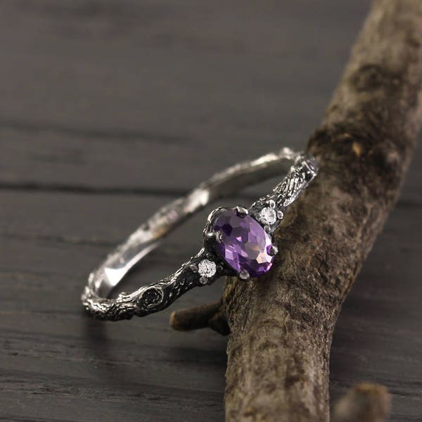 Baum kleiner Verlobungsring mit Amethyst, kleiner Silberring für Verlobung, Amethystbaum, zarter Verlobungsring