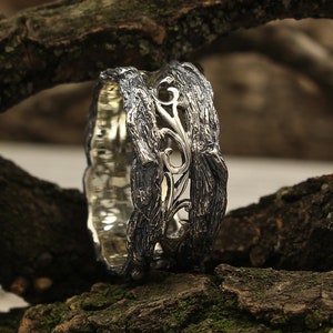 Rustic style tree band, Unique men&#39;s silver wedding band, Men&#39;s branch wedding ring, Tree bark and vine ring, Large silver ring, Silver ring