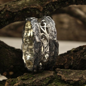 Rustic style tree band, Unique men's silver wedding band, Men's branch wedding ring, Tree bark and vine ring, Large silver ring, Silver ring