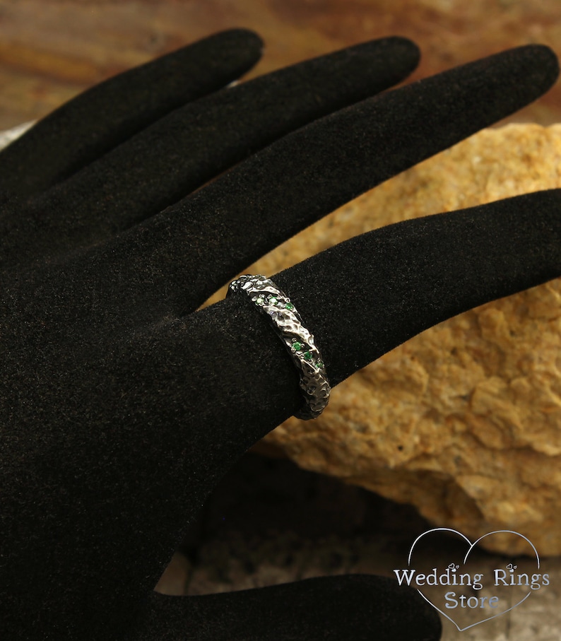 Hammered wedding band with emerald, Unique rocky wedding band, Wild relief band, Mens hammered ring, Unusual wedding band, Solid silver ring image 8