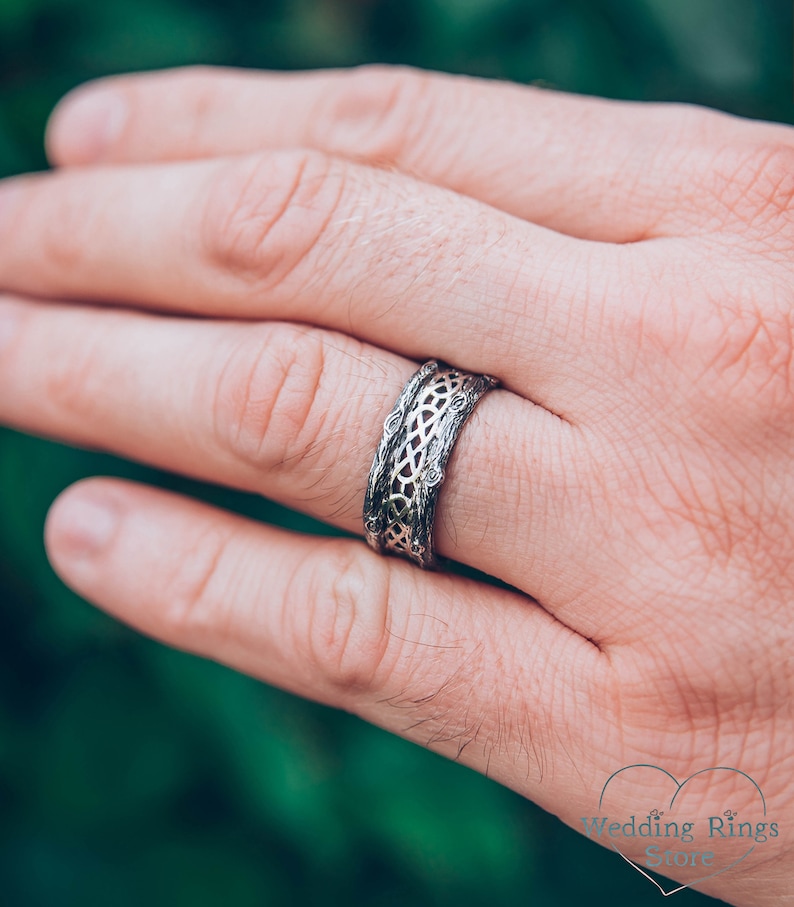 Tree mixed metals wedding band with celtic pattern, Celtic wedding band, Tree silver and gold ring, Celtic and tree bark band, Unique ring image 9