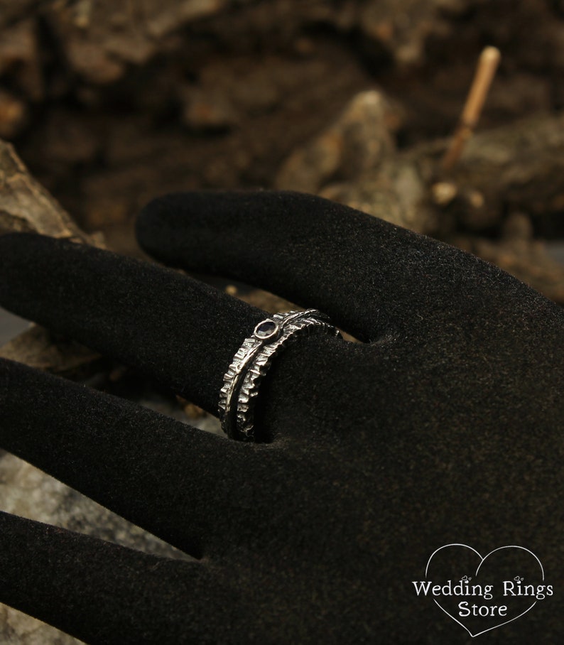 Tree bark band with sapphire Unusual tree wedding band 5mm wedding band Unique durable wedding band Rustic ring Sapphire silver ring