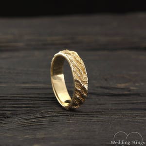 Tree Bark Unique Men's Wedding Band, Unusual Tree Ring, Tree Masculine ...