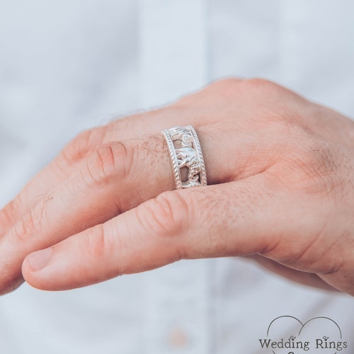 Sterling silver wedding band with Elephant pattern,Men and woman nature ring, Filigree band on sale hand-crafted in vintage style, Animal Ring