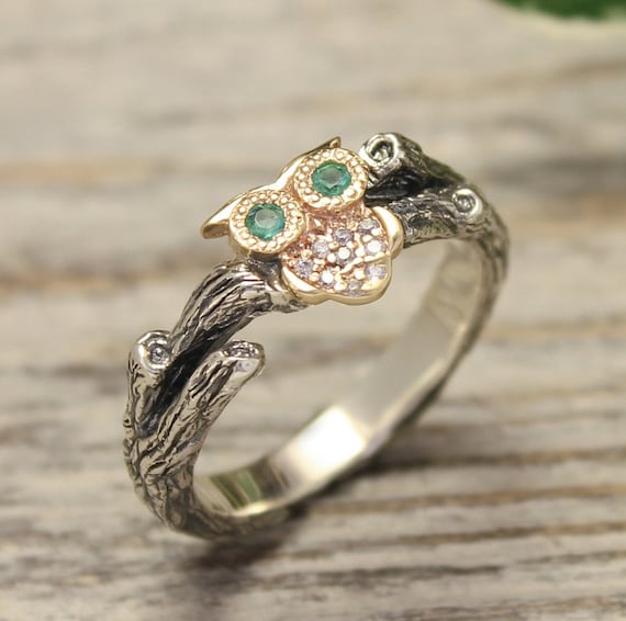 Sterling Silver Owl w/Amethyst Eyes and Marcasite Body/Wings Ring Sterling Silver Owl w/Amethyst Eyes and Marcasite Body/Wings Ring