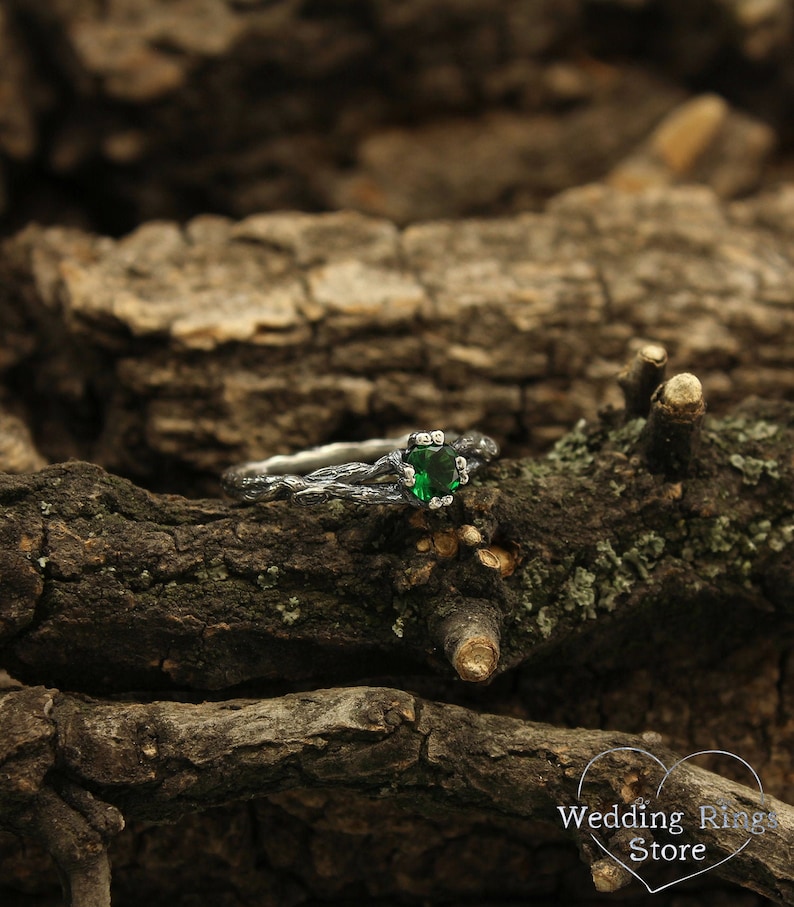 Emerald dainty branch engagement ring, Tiny twig engagement ring, Unique women's twig ring, Tree bark sterling silver ring, Emerald ring image 3