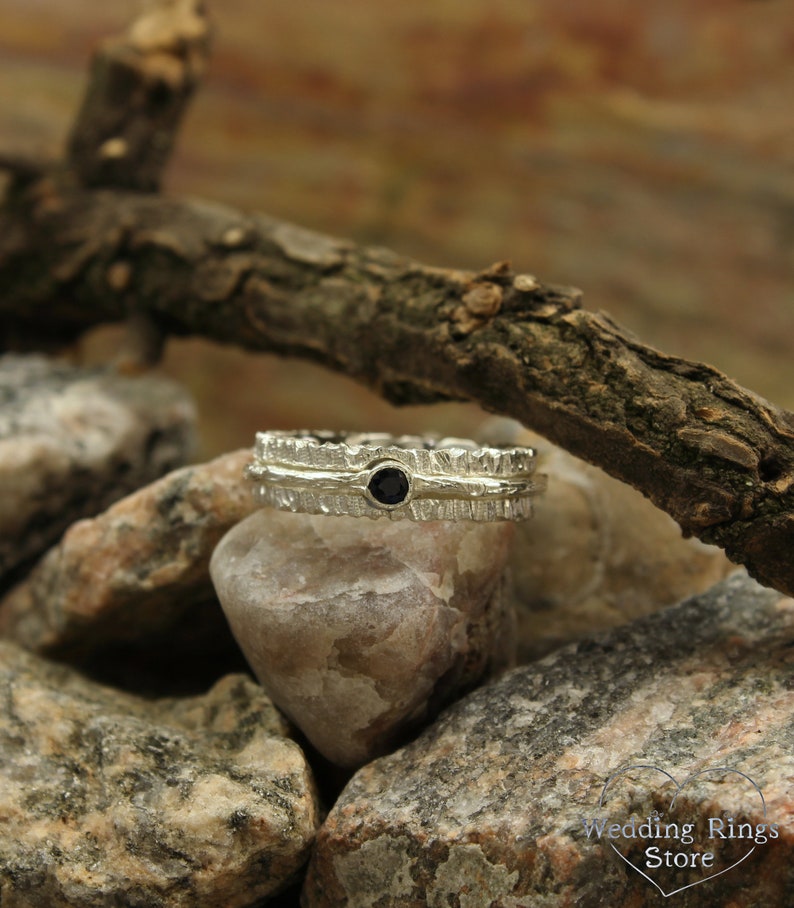 Tree bark band with sapphire Unusual tree wedding band 5mm wedding band Unique durable wedding band Rustic ring Sapphire silver ring