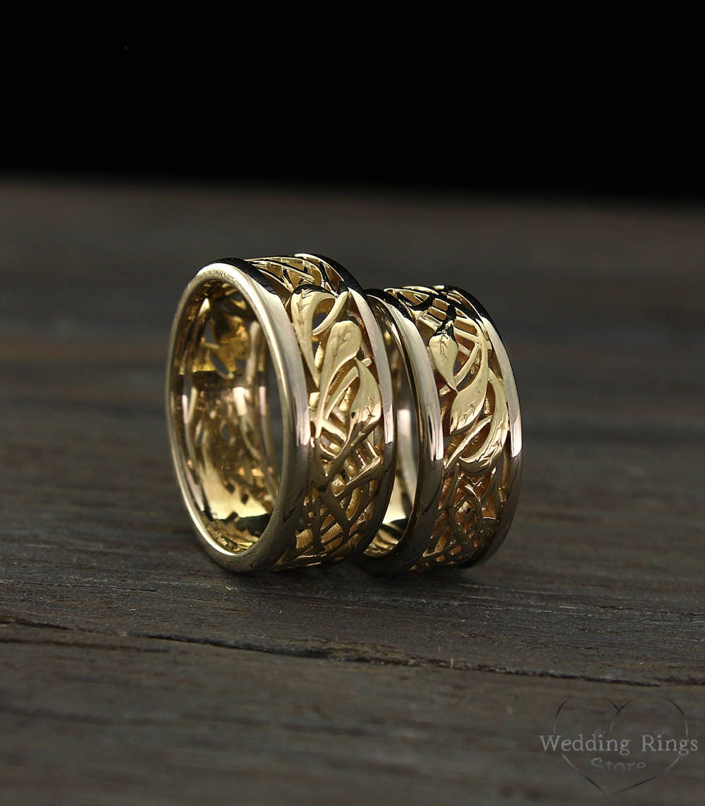 His and Her  vintage  style wedding  bands  set Two tone gold 