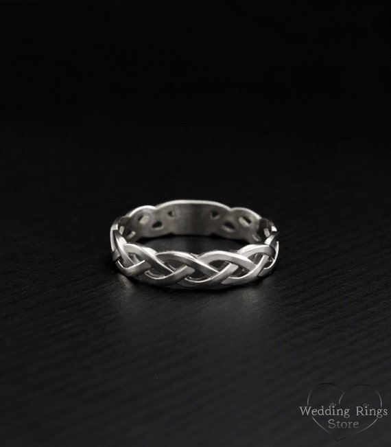 Women silver ring Men silver wedding band Braided wedding band Unique weddings band Wicker wedding ring Vintage style ring