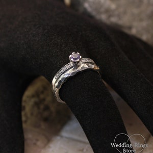 Amethyst Ring mit gehämmertem Band und seitlichen Steinen, moderner alternativer Verlobungsring, Amethystschmuck für Frauen, Weihnachtsgeschenk für sie Bild 6