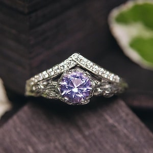 Natural Amethyst Unique Chevron Engagement Ring Silver for Women, Promise V Ring for Girlfriend, Anniversary Ring Gift for Unusual Women