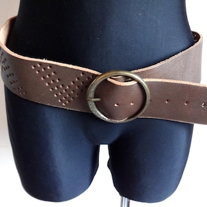 Vintage Wide Brown Genuine Leather Belt Round Metal Buckle Women&#39;s Vintage Belt Women&#39;s Accessory Dark Brown Leather Belt